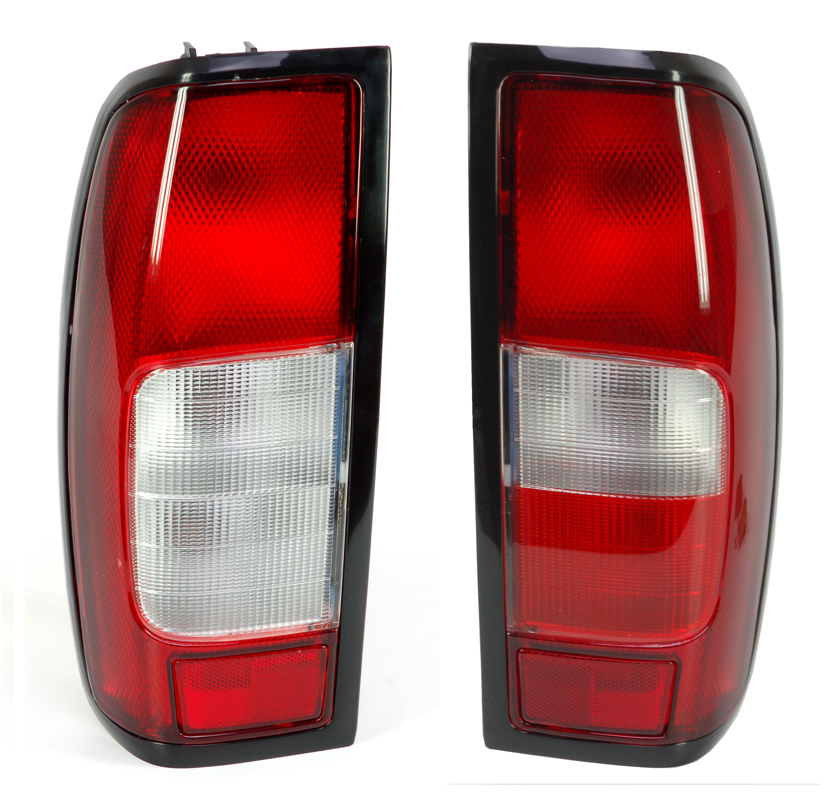 Pair of Rear Lights for Nissan Navara D22 Pickup Tail Lamp Outlaw